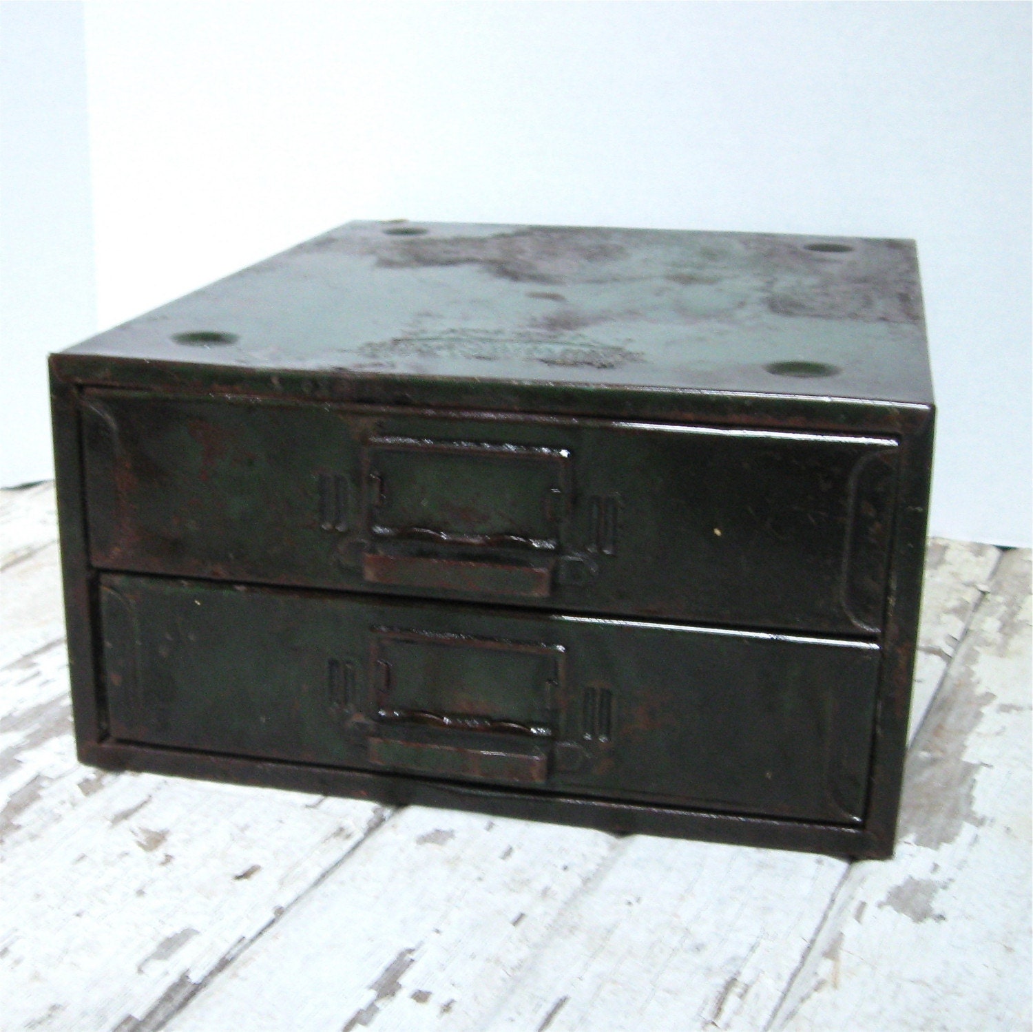 Vintage Emerald Green Metal Organizer