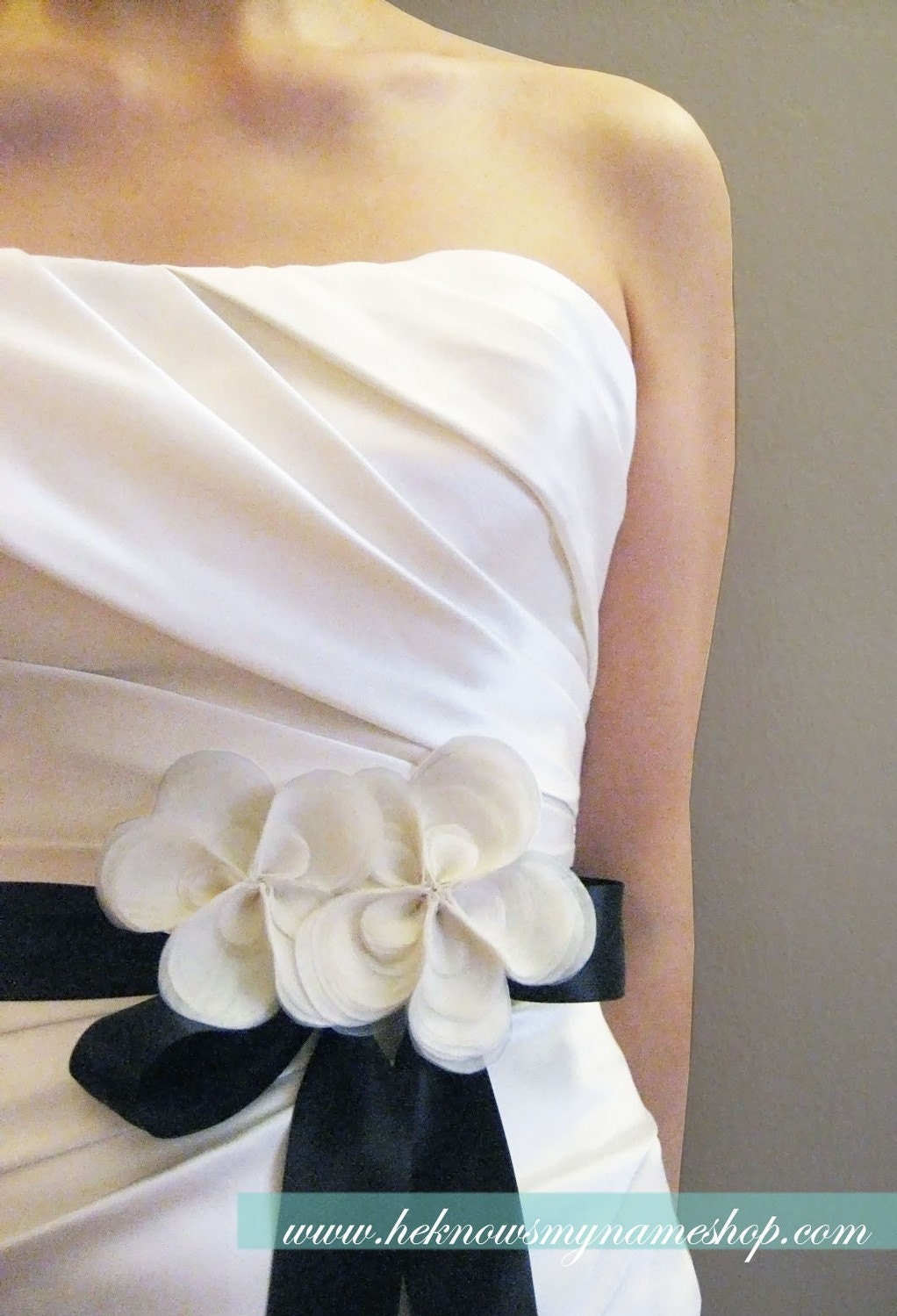 Wedding Accessories, Organza Flower Bridal Sash - bridal belt, black, white, ivory