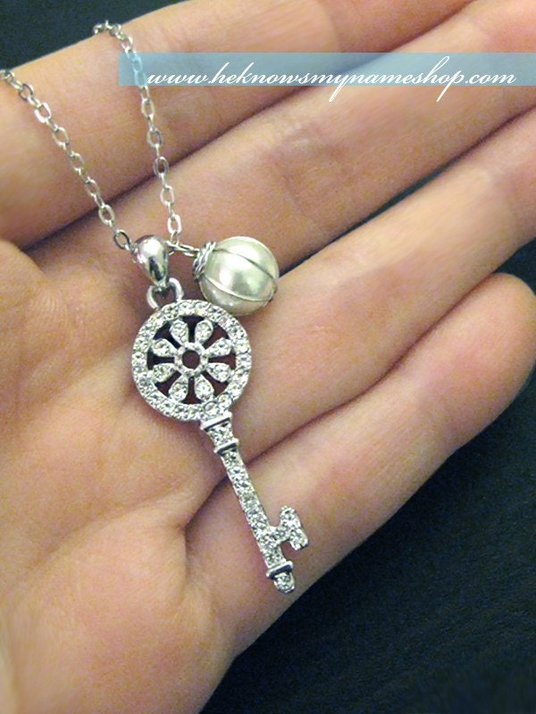 Wedding Party Bridesmaid Jewelry Gift Idea, Thankyou Necklace in Gift Box (Free U.S Shipping) - valentines day gift, key necklace