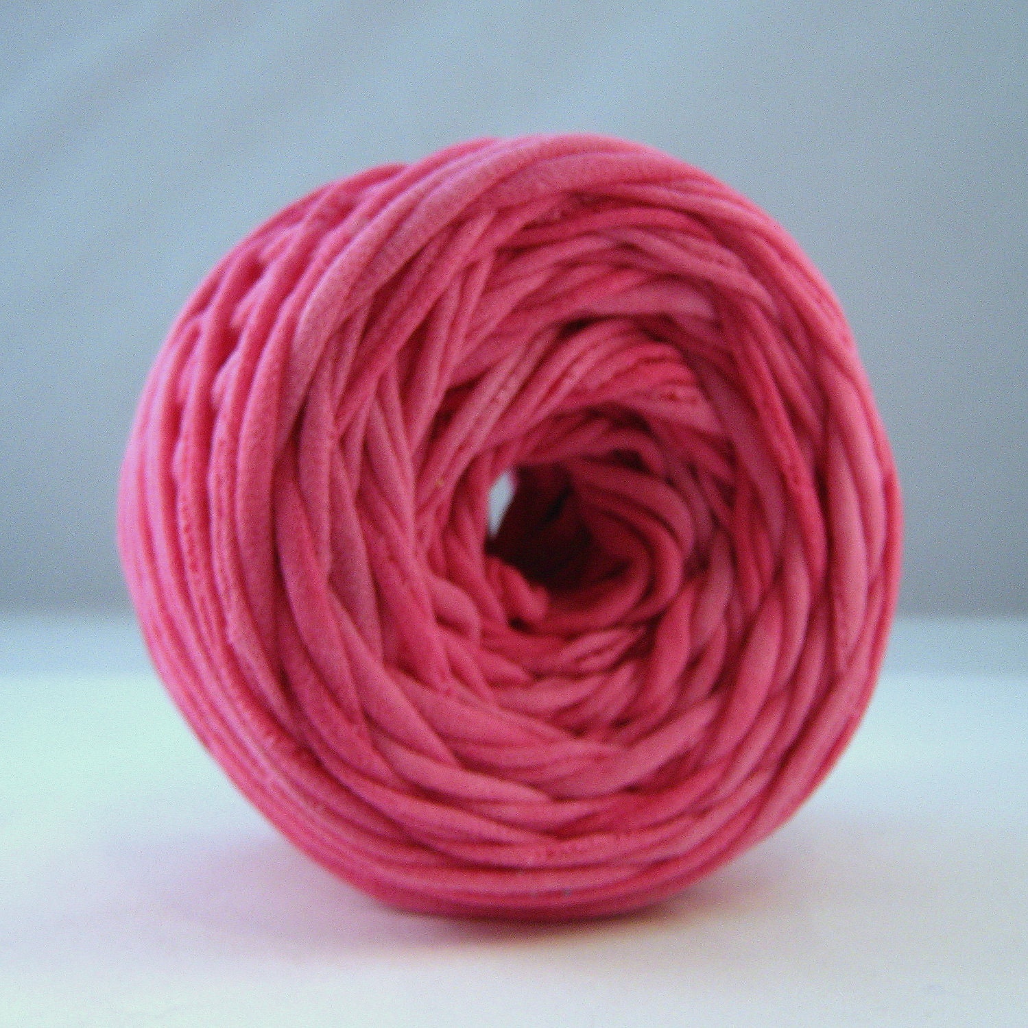 Hand Dyed T Shirt Yarn- Pink- 60 Yards