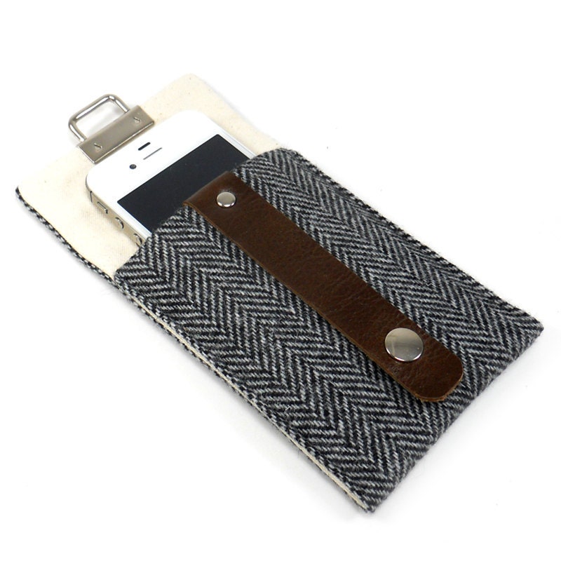 iPhone 3 or 4 sleeve - gray herringbone wool