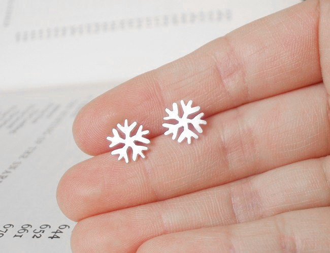 sterling silver snowflake earring studs, handmade in England