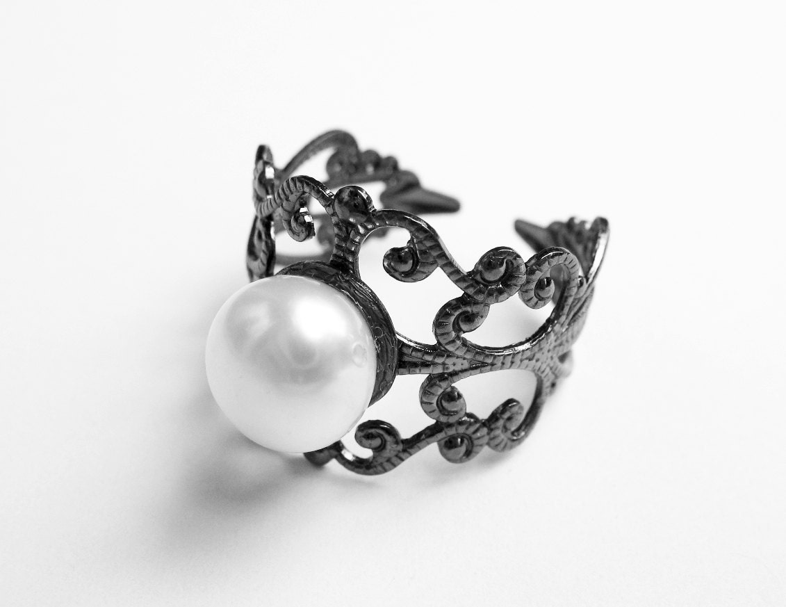 Freshwater Pearl Ring - Gunmetal Vintage-Style Filigree Ring with 9mm Freshwater Pearl Bead, Adjustable