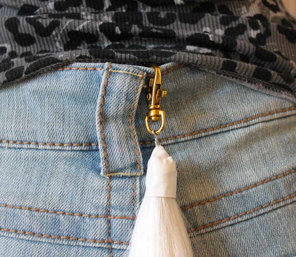 Unicorn horse tail - White costume clip on unicorn horse pony tail - the last unicorn - amalthea - acorna