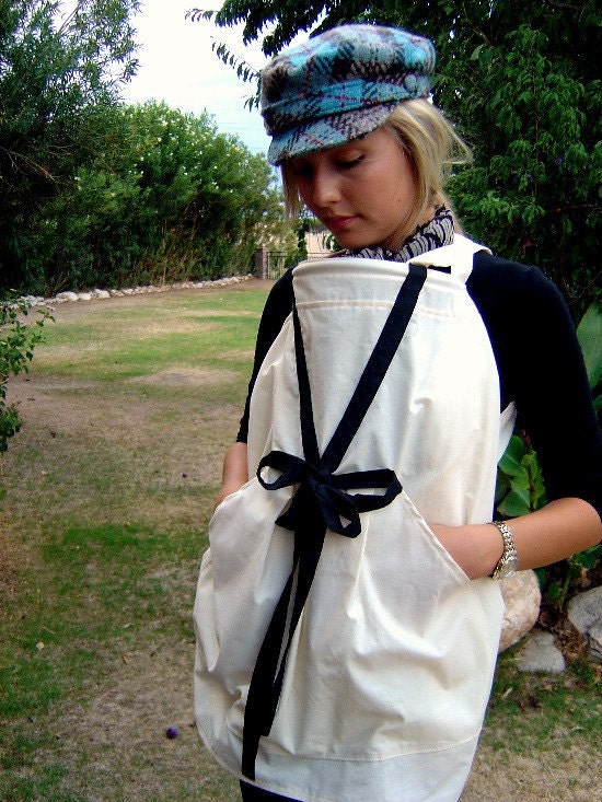 Nursing Clothing-The Feeder Frock Baby Nursing Cover-LADYCHIQUE V-Line Style-Cream and Black