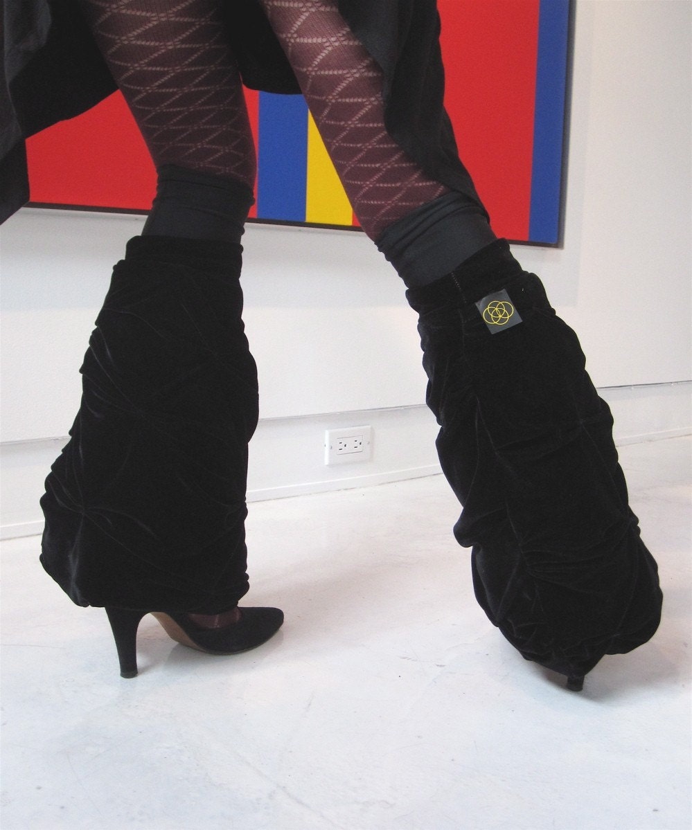 Black Cloud Leg Warmer