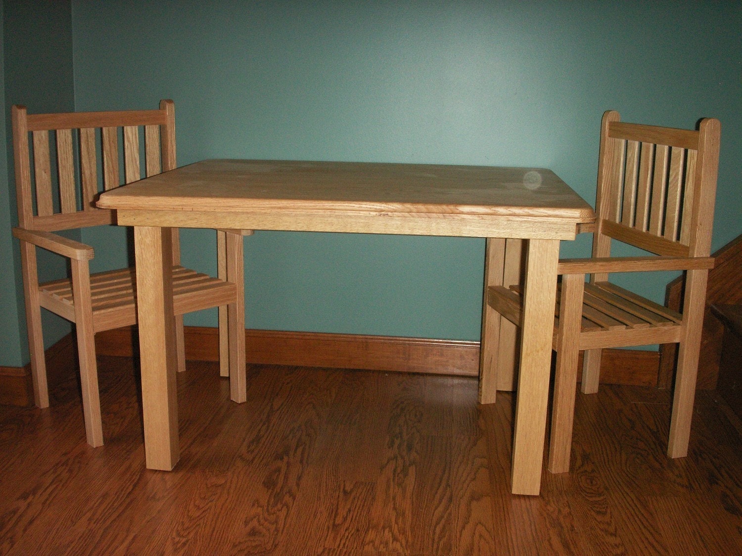 Children's handmade solid oak table and chair set -clearcoat