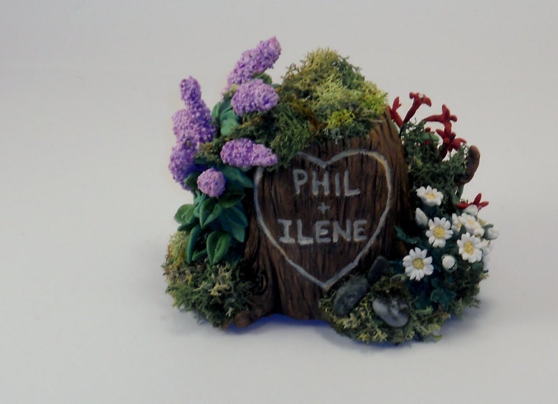 Small Custom Personalized Tree Stump Wedding Cake Topper Sculpture Keepsake Example - Smokey Mountains - Phil and Ilene