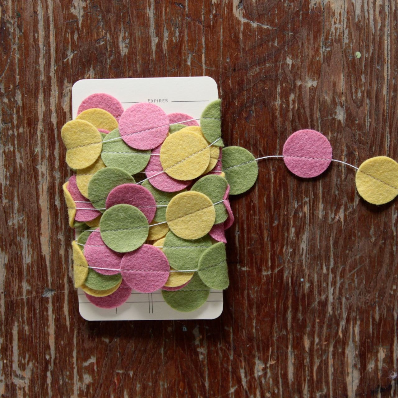 Garland of Felt Fanfare in yellow, fern & rose: Secret Garden Collection