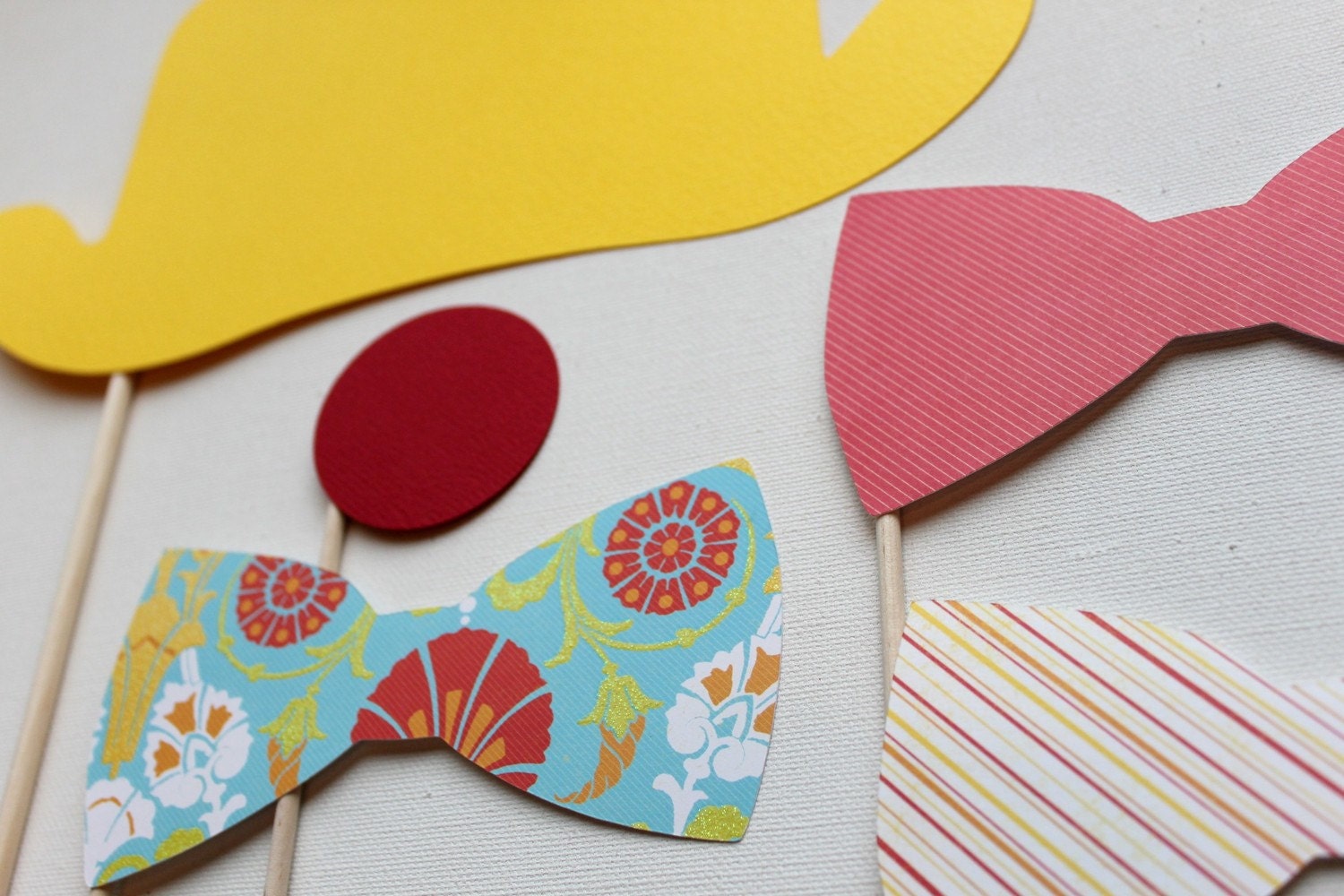 Circus Clown Photobooth Props on a Stick. Photo Booth Props - Carival Parties, Birthdays, Weddings, - Photobooth Props