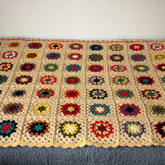 Afghan Granny Circle in a Square
