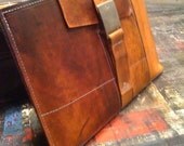 fullgive leather presents the PADstache for the ipad