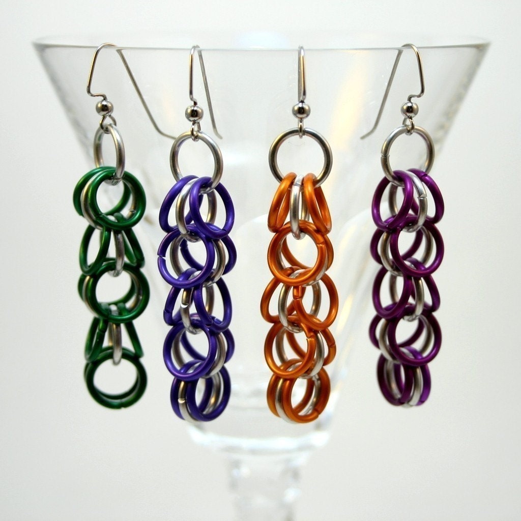 More Colors - Shaggy Loops Chainmail Earrings