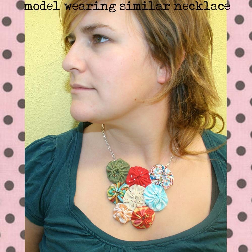 DIY CRAFT KIT - yo yo flower silver and fabric necklace