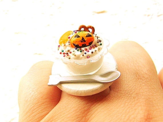 Halloween Food Ring Ice Cream Candy