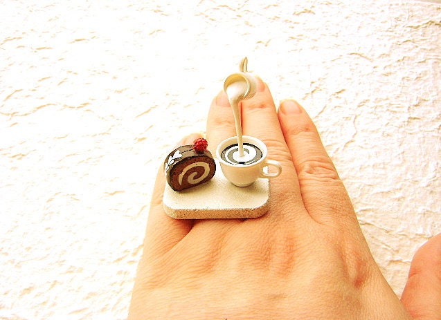 Kawaii Coffee Ring Chocolate Cake