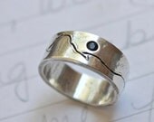 rustic mountain wedding band ring . eco friendly recycled silver mountain landscape band . unisex blue sapphire alternative ring . engraved