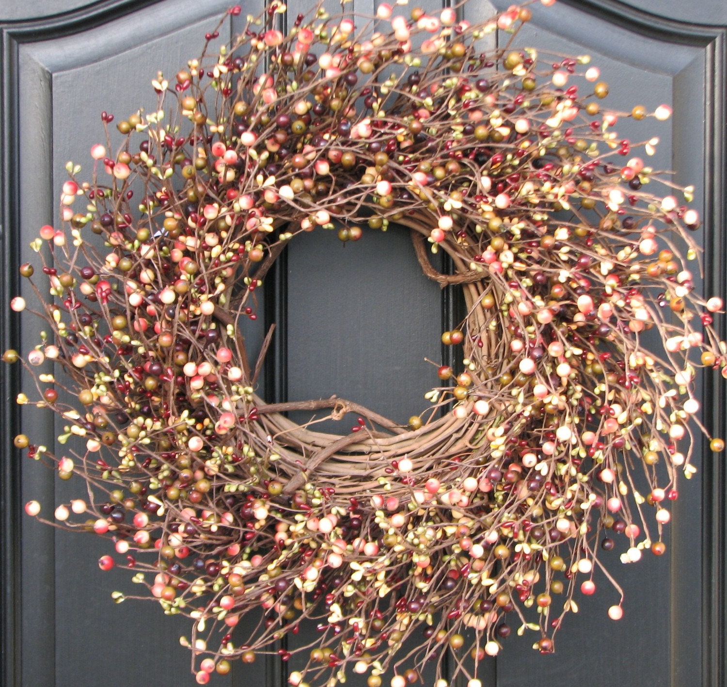 Spring Berry Wreath,Berry Wreath for Year Round Decor,Shabby Chic Decor,Country Decor,Home Furnishings