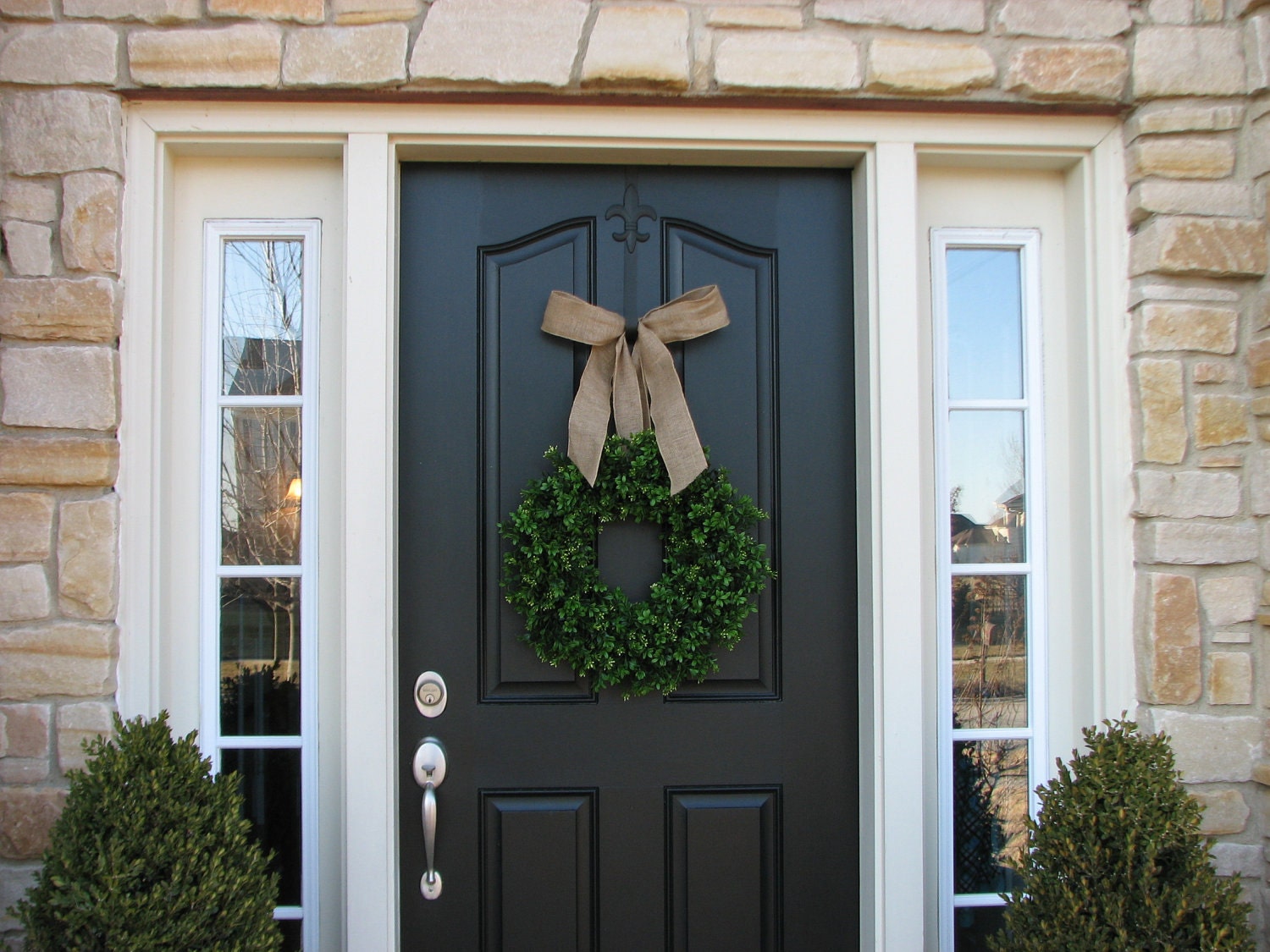 24" Boxwood - Christmas Wreaths - Burlap - Boxwood Wreath - Door Wreaths