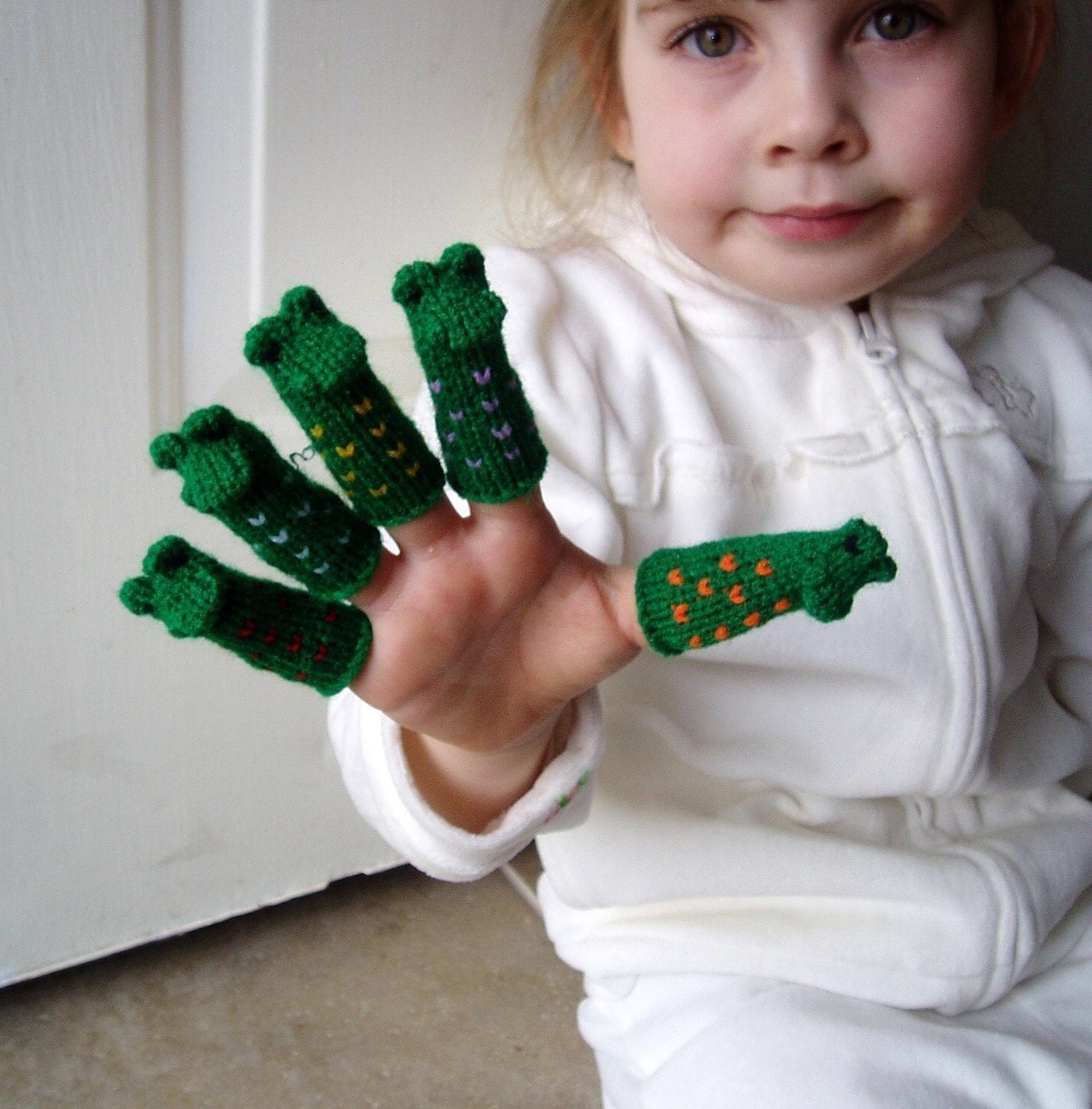 Five Little Speckled Frogs Finger Puppet Set.  (Includes 5 different Speckled Frogs.)  We can make custom orders.