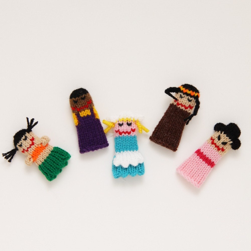 Children of the World Finger Puppet Set.  (Includes Hawaiin Girl, African-American Boy, Dutch Girl, Indian Boy, and Asian Girl.) We can create custom orders of individual puppets or puppet sets.
