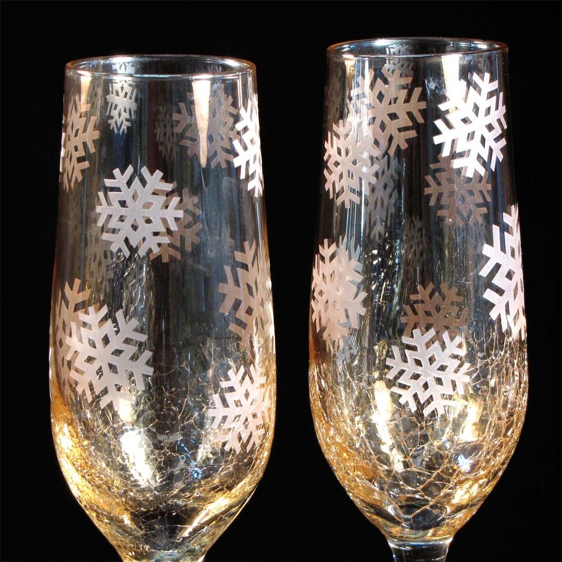 Winter Wedding Champagne Flutes, Golden Snowflake Wedding Glasses, Crackle Glass