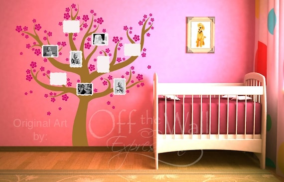 Family Tree Large with Blossoms and Photos 0081