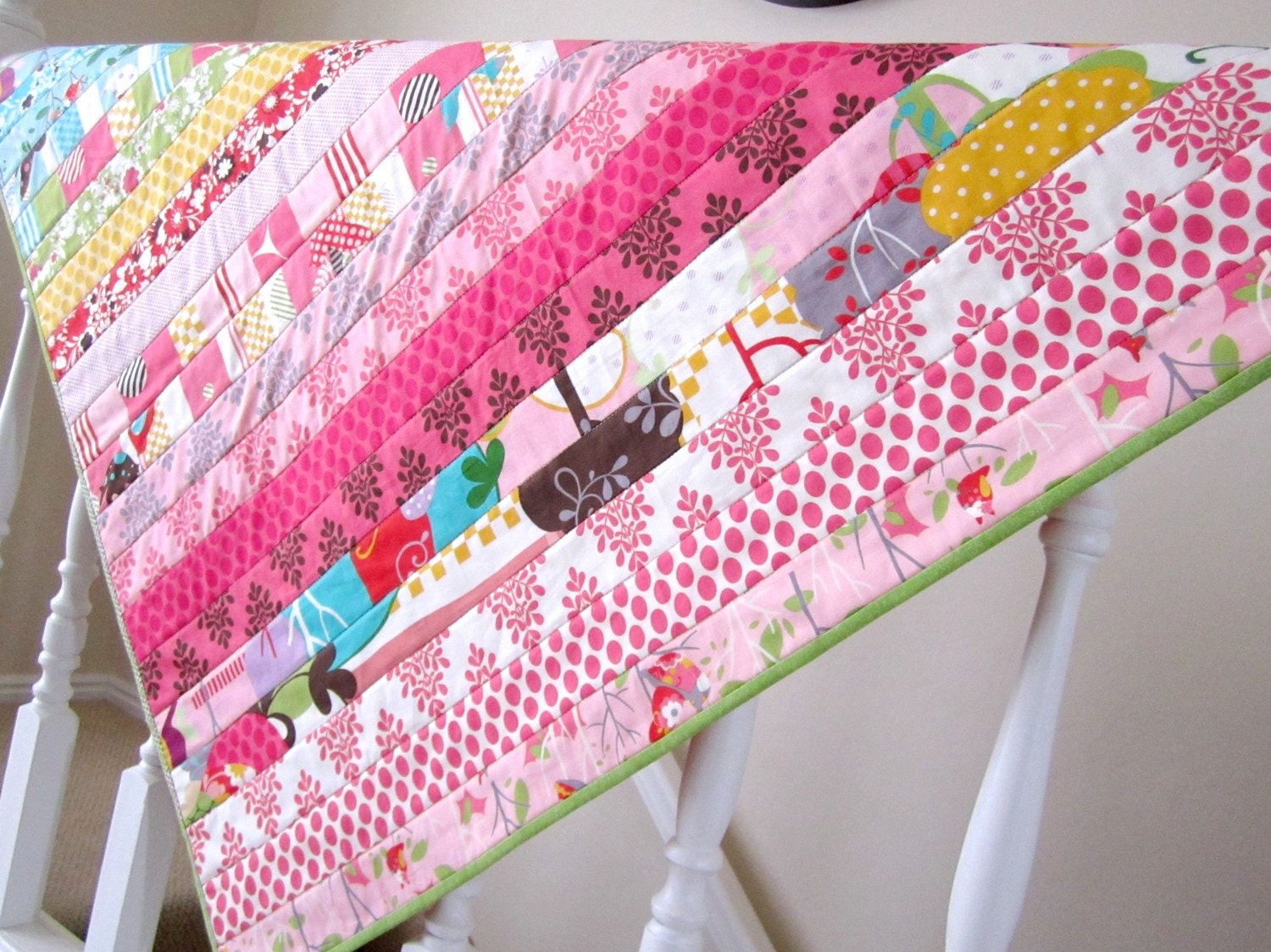 It's A Hoot Baby Girl Quilt