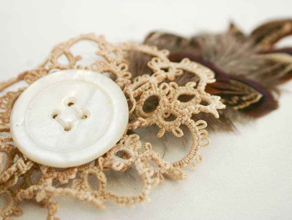Feather comb with antique lace, hair accessories