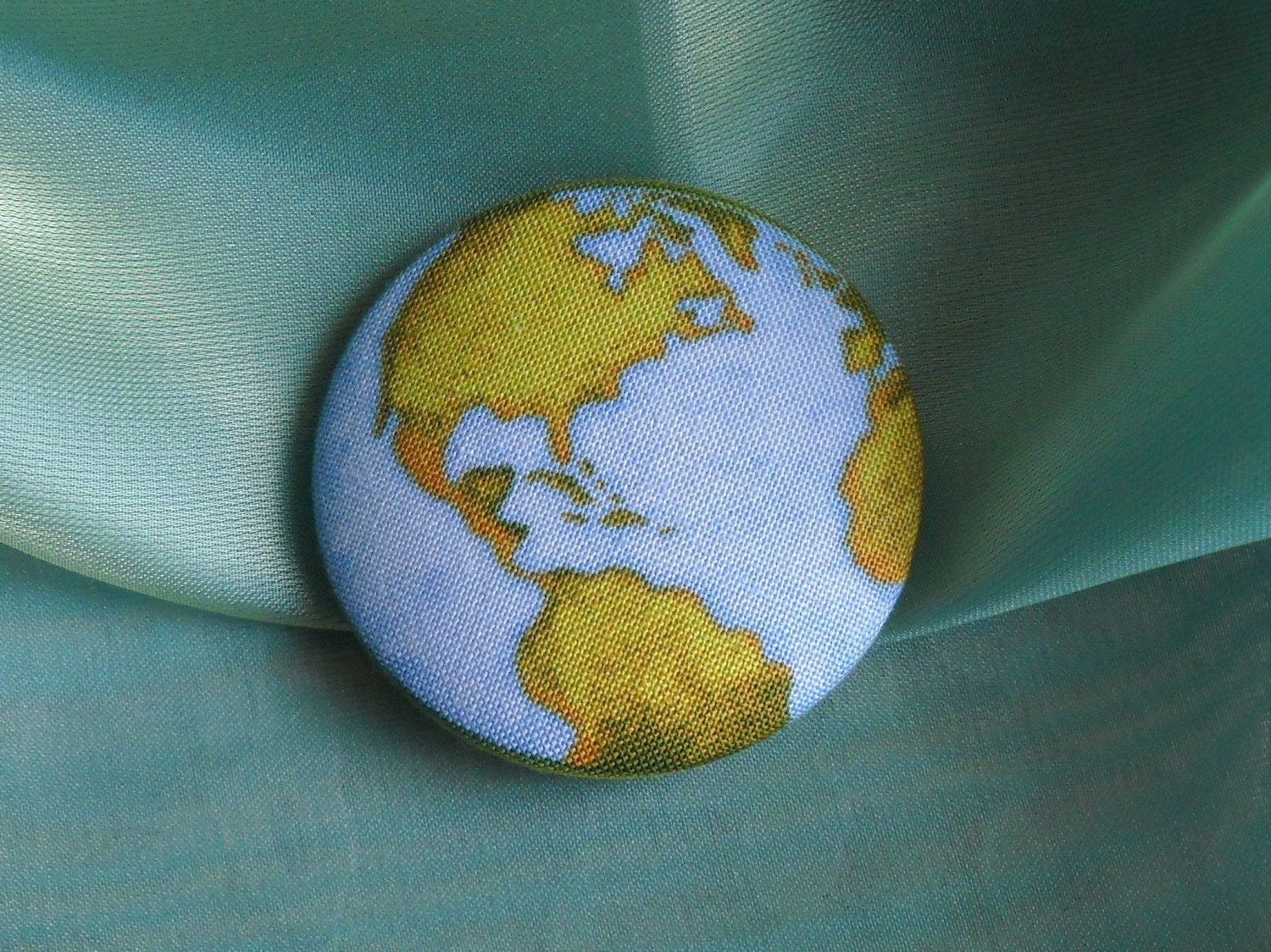 it a wonderful world- extra large fabric covered button size 75
