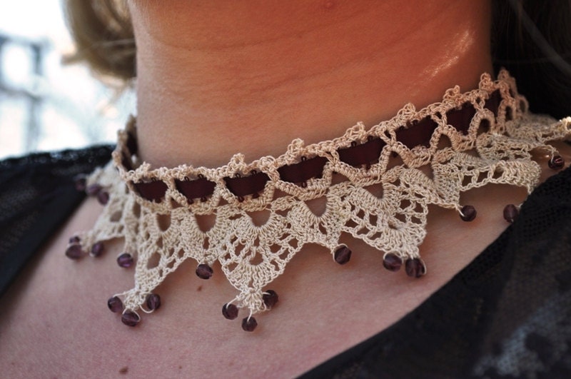 Victorian Choker Necklace - Dainty Lace - Wine