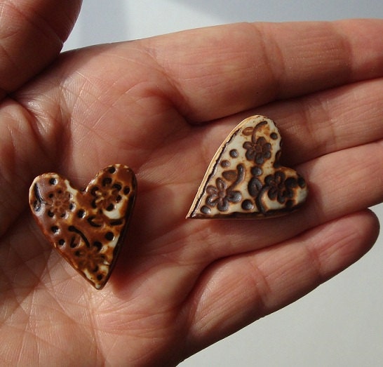 Two Dainty Heart Pins, ceramic jewelry, vessel, Tenmoku Amber and Matte white brown, porcelain clay, ceramics and pottery, brooch