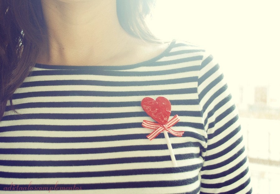 Valentine. Sweet Lollipop Heart Brooch... Love... Sweet Love..
