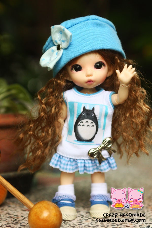 C002 - Lati yellow / pukifee Outfits