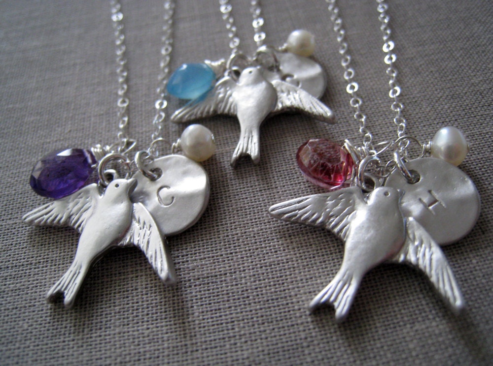 set of 3 Personalized bird bridesmaid necklace, bridesmaid gifts, personalized bridesmaid jewelry, weddings