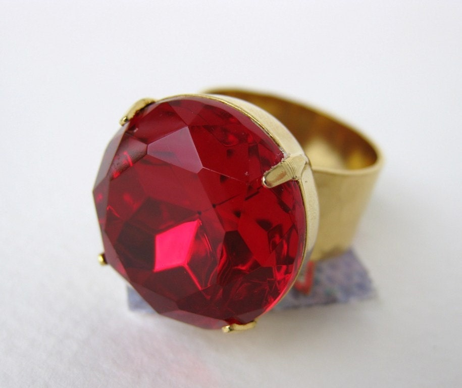 Cocktail Ring Red Vintage Rhinestone Old Hollywood Style Adjustable Statement