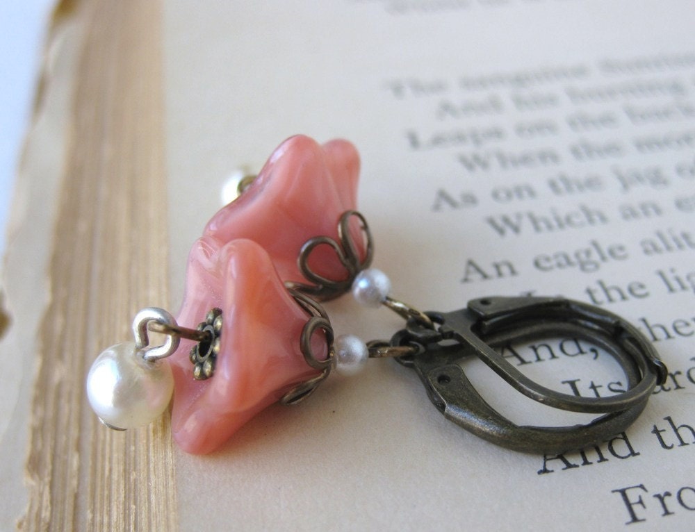 Coral Pearl Earrings. Vintage Flowers, Antiqued Brass