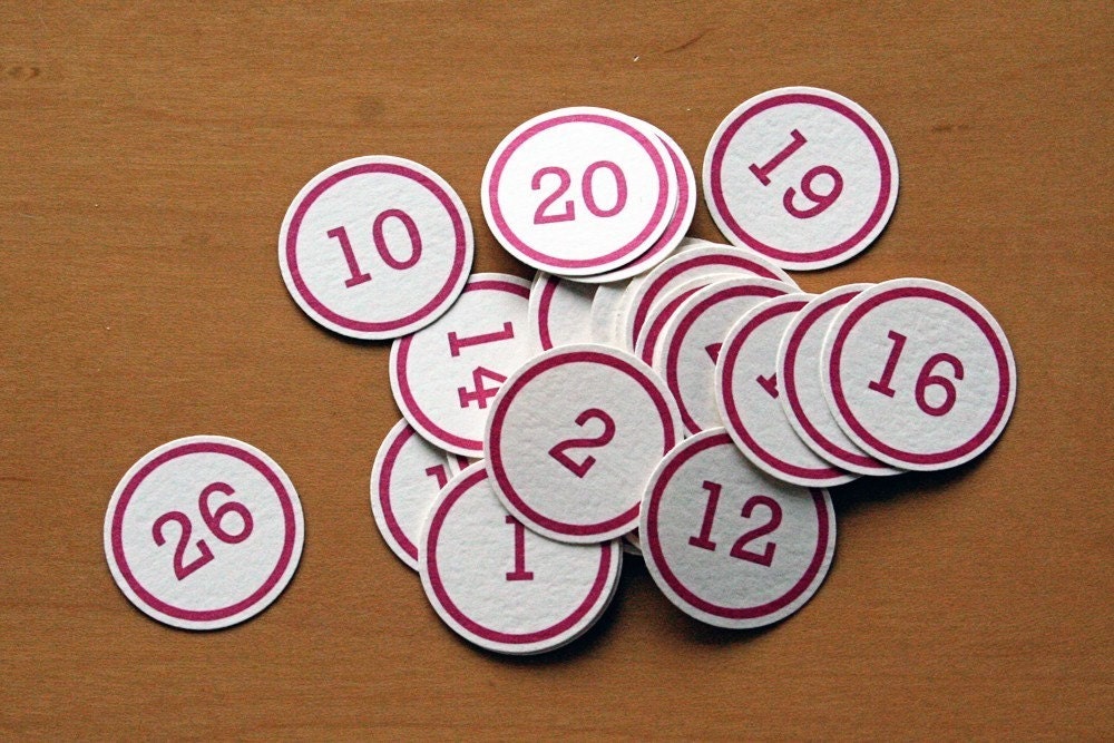 number spots 1 to 31 plus symbols, raspberry on cream