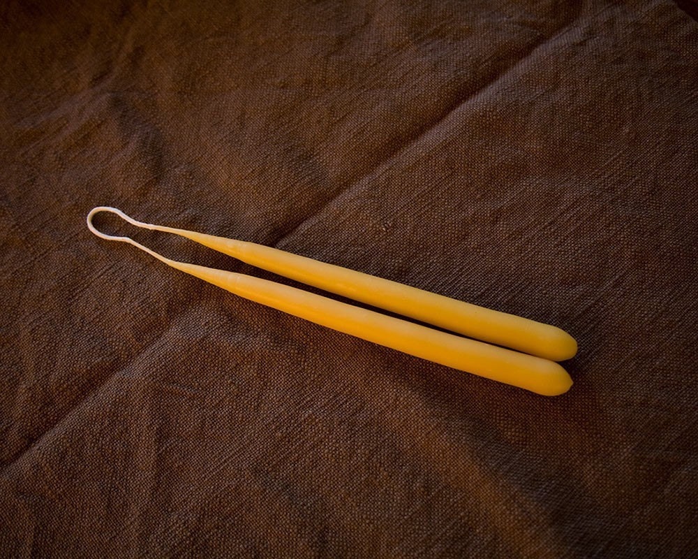 beeswax taper candles - 7 inches