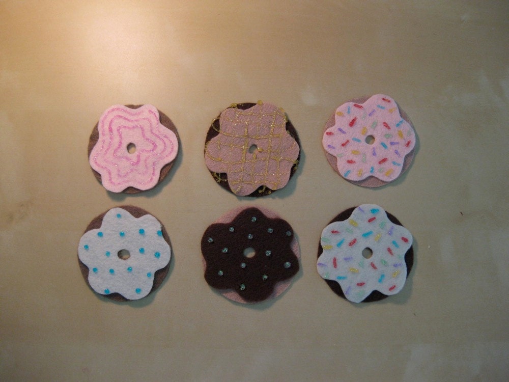 6 Little Donuts