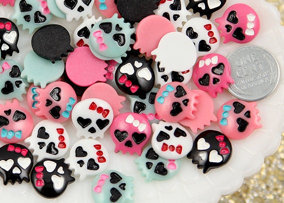 15mm Baby Love Skull Resin Cabochons - 8 pc set