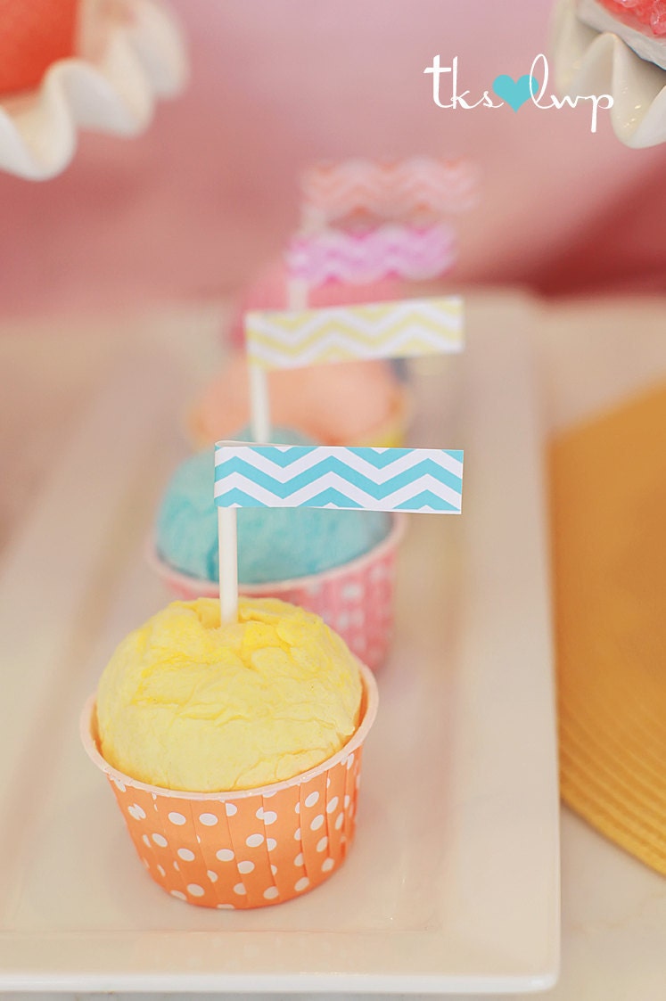 Chevron Printable Straw or Cupcake Flags by The TomKat Studio