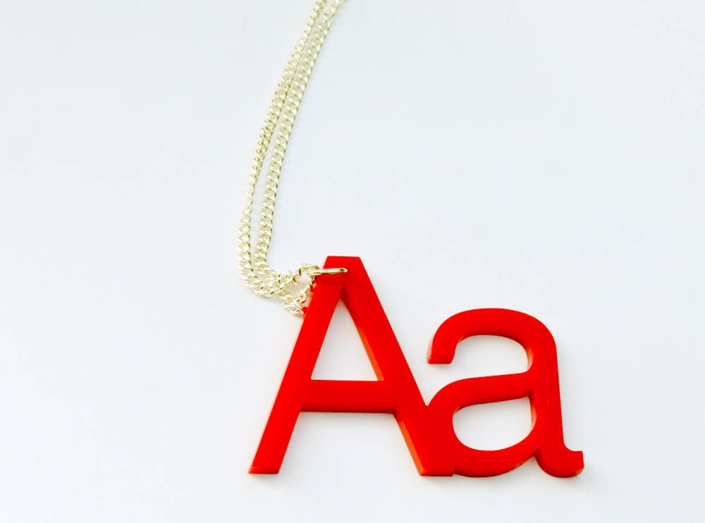 Helvetica for Typography Nerds - Choose your letters and color