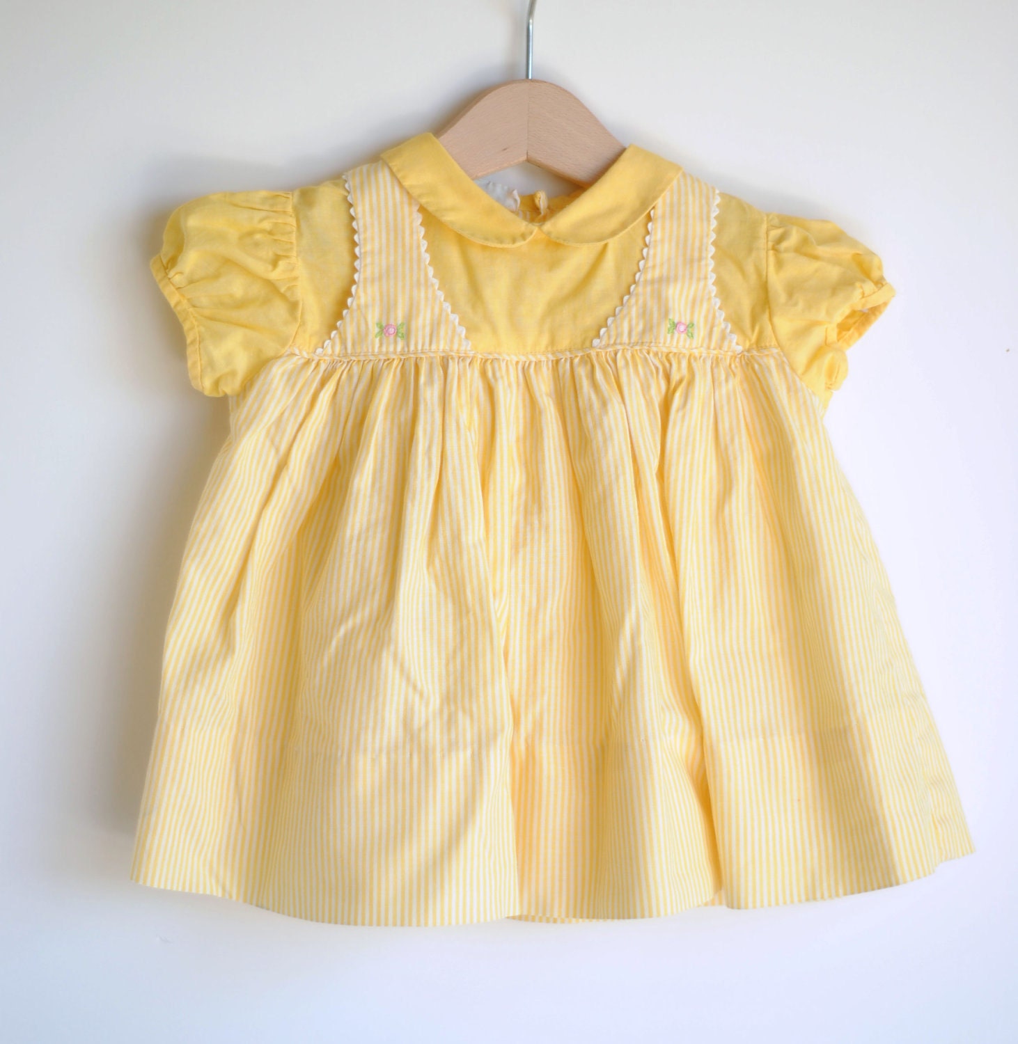 Vintage 1950's Baby Girl Dress - Yellow STRIPES Peter Pan Collar (3m)