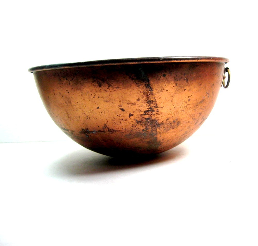 Copper Brass Bowl: 1960s Rusty Chippy Primitive Vintage - CoconutRoad