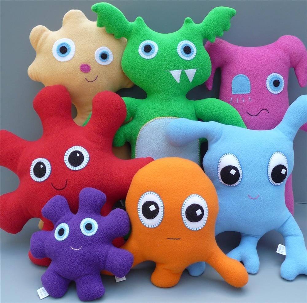 Custom Medium Snuggle Monster (Stuffed Animal)