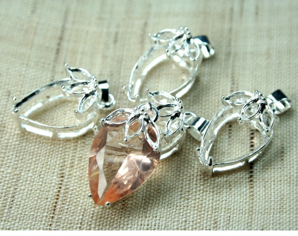 Prong Setting 13x18mm Tear Drop Pear Silver Open Back with 3 Small Stone Settings and Bail - ST-1844SP -4pcs