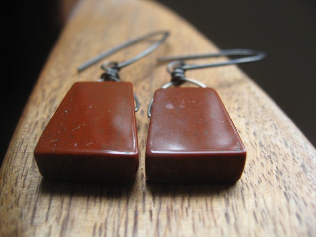 niobium earrings in brick red jasper. dangle earrings. eco friendly jewelry. splurge.