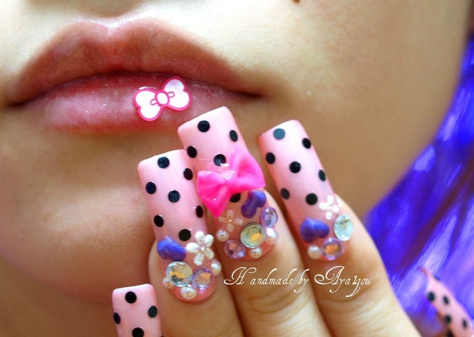 3D nails, Gaga, pink bow and bling on black and pink nails