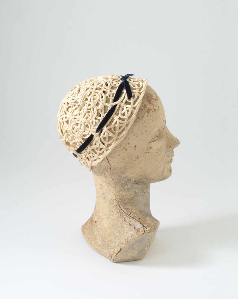 1930's Cloche Hat - Cream White Lace Gimp Cap - Bridal Hat